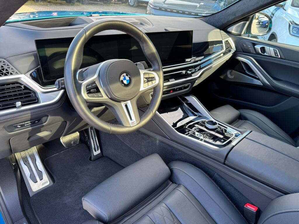 BMW X6 SUV / Terénní 4,4 l 390 kw