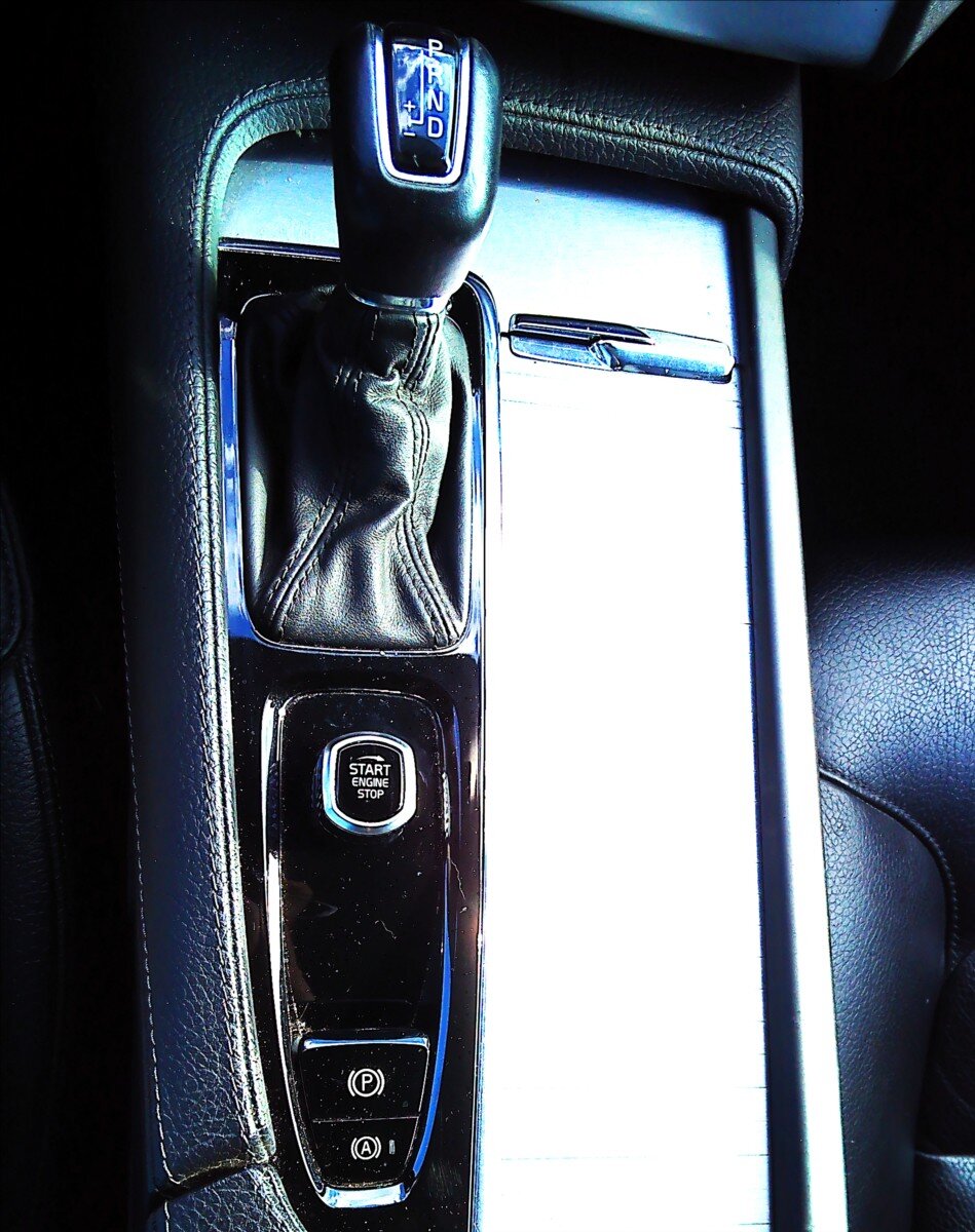 Volvo XC90 SUV / Terénní 2,0 l 173 kw