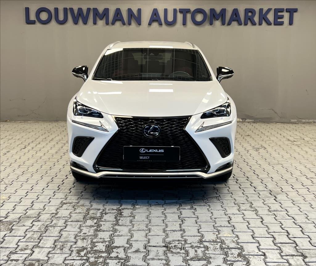 Lexus NX 300h SUV 2,5 l 145 kw