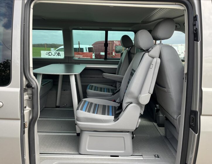 Volkswagen California VAN / Minibus 2,0 l 84 kw