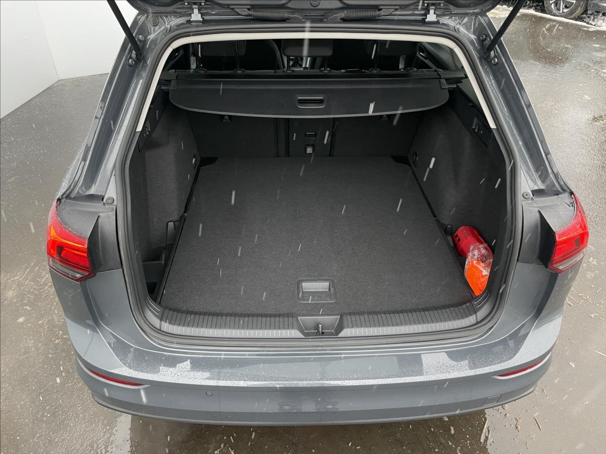 Volkswagen Golf Kombi 1,5 l 96 kw