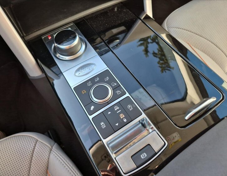 Land Rover Discovery SUV / Terénní 3,0 l 225 kw