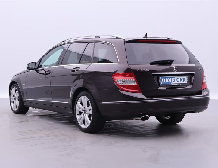 Mercedes-Benz Třídy C Kombi 2,1 l 150 kw