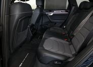 Volkswagen Touareg 13