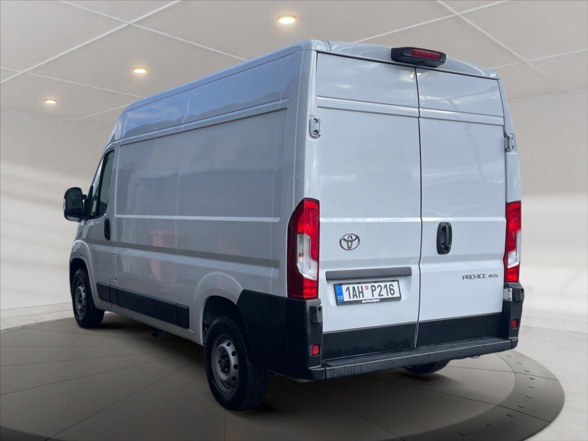 Toyota Ostatní Skříň 2,2 l 88 kw