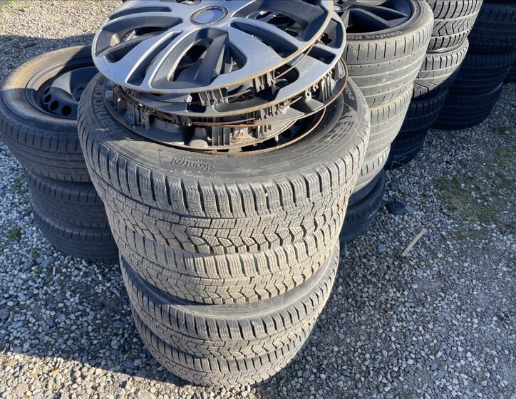 Nissan Juke SUV / Terénní 1,2 l 85 kw