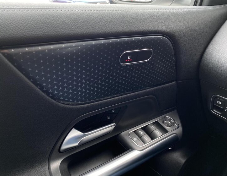 Mercedes-Benz GLA 18