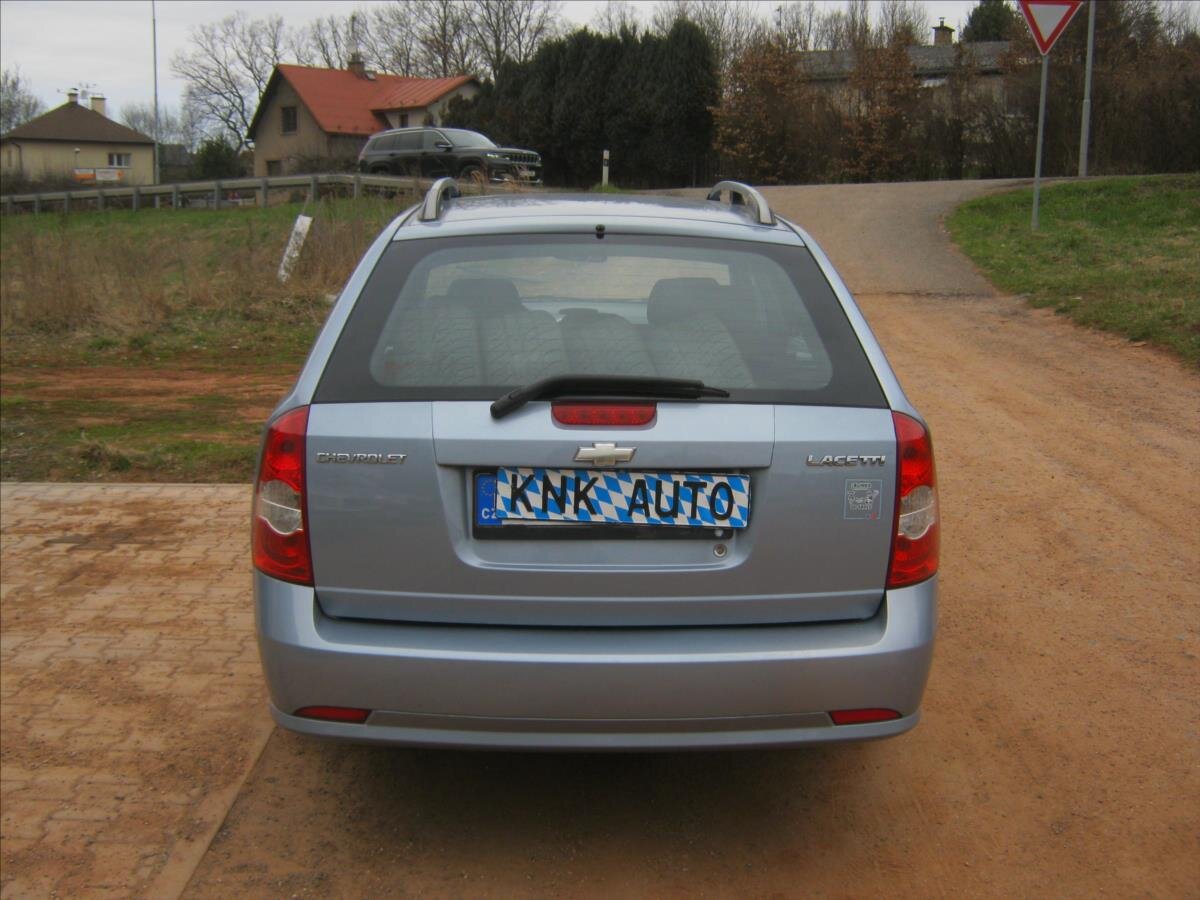 Chevrolet Lacetti Kombi 1,6 l 80 kw