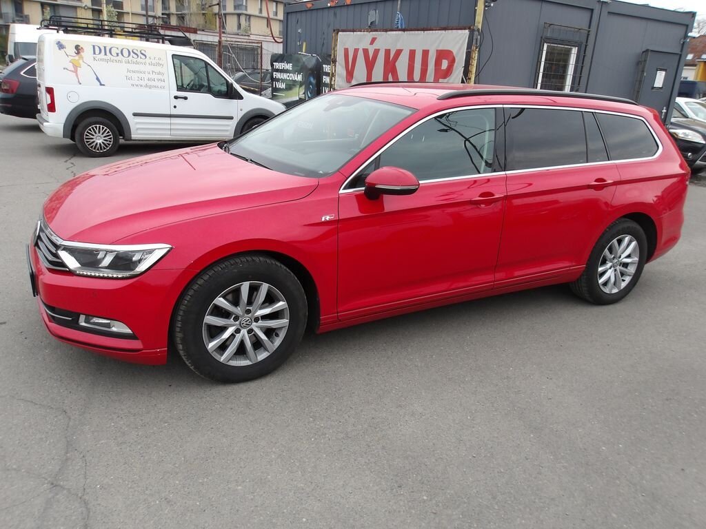 Volkswagen Passat Kombi 1,6 l 88 kw