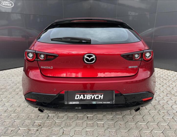 Mazda 3 8