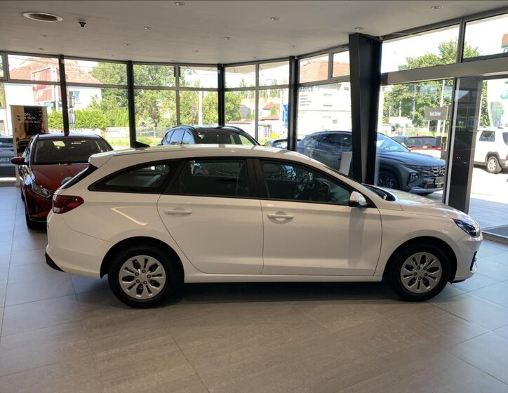 Hyundai i30 Kombi 998,0 74 kw