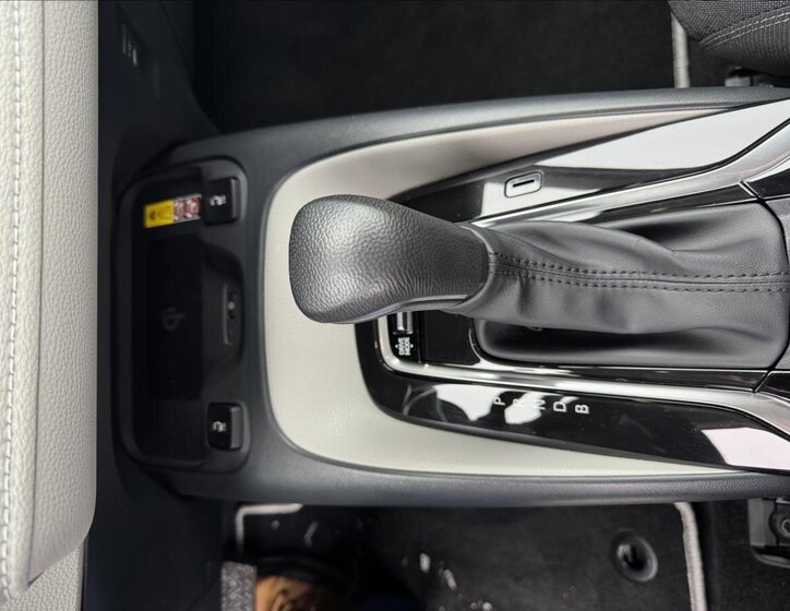 Toyota Corolla Sedan / Limuzína 1,8 l 72 kw