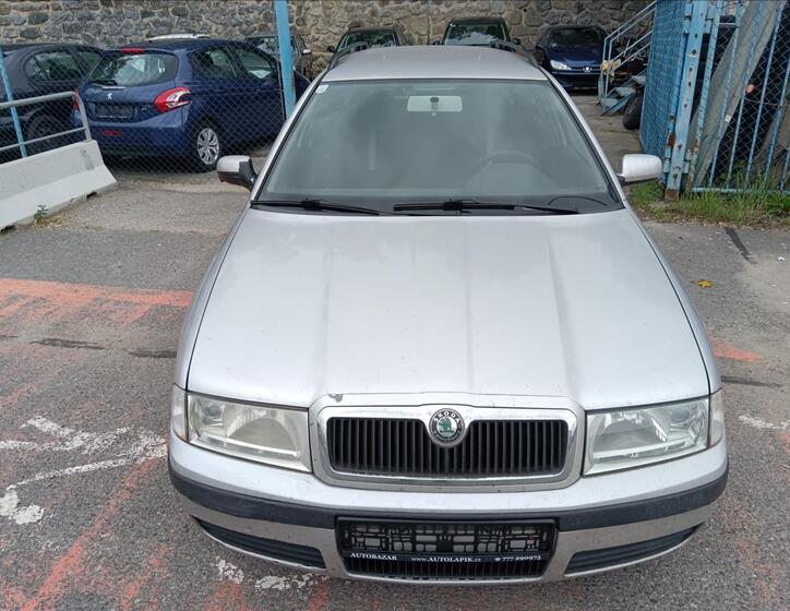 Škoda Octavia 1