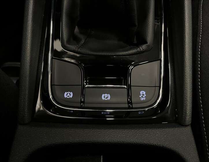 Škoda Karoq SUV 1,5 l 110 kw