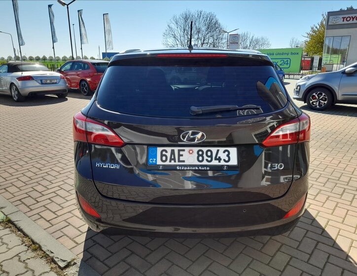 Hyundai i30 Kombi 1,6 l 88 kw