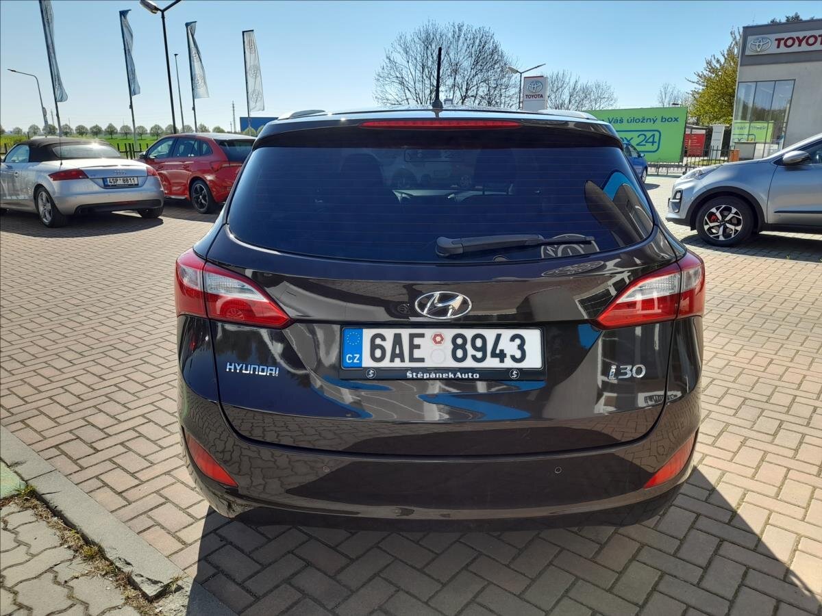 Hyundai i30 Kombi 1,6 l 88 kw