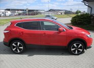 Nissan Qashqai SUV 1,6 l 96 kw