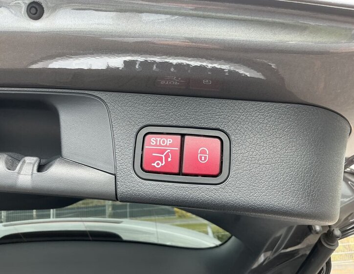 Mercedes-Benz GLB SUV / Terénní 2,0 l 140 kw