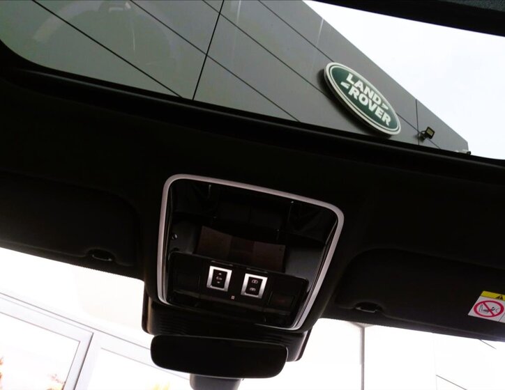 Land Rover Range Rover Velar SUV / Terénní 2,0 l 297 kw