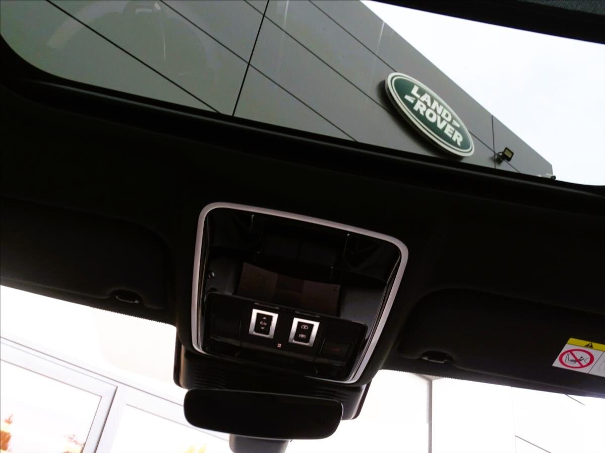 Land Rover Range Rover Velar SUV / Terénní 2,0 l 297 kw