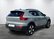 Volvo XC40 SUV 2,0 l 145 kw