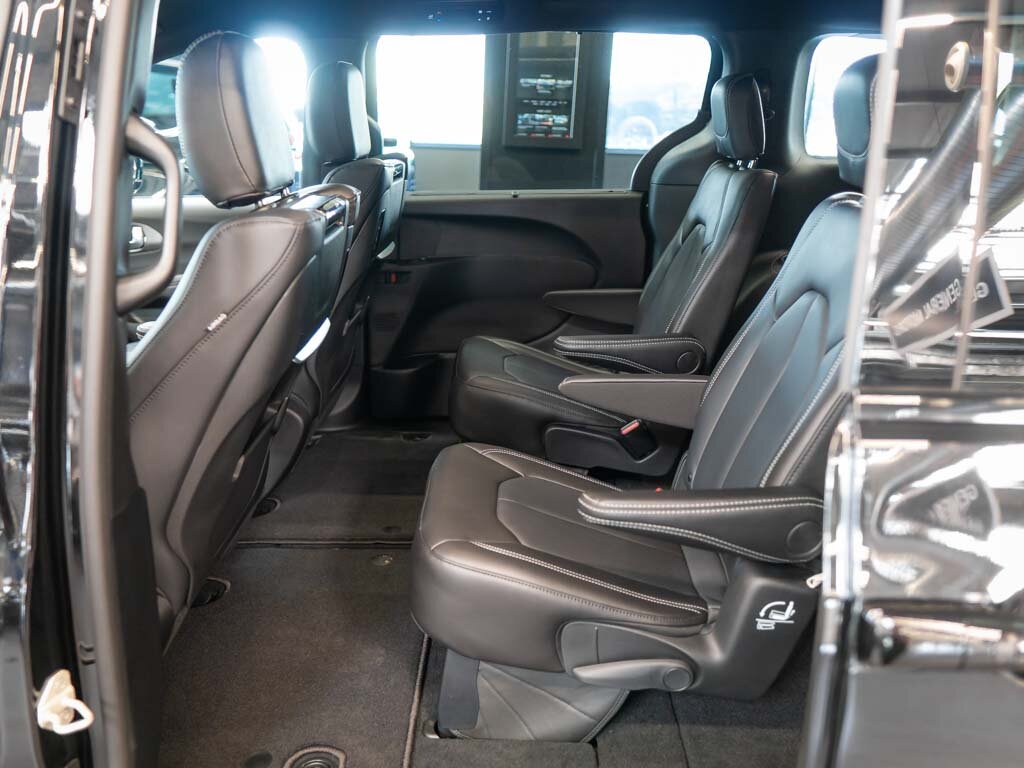 Chrysler Pacifica MPV 3,6 l 221 kw