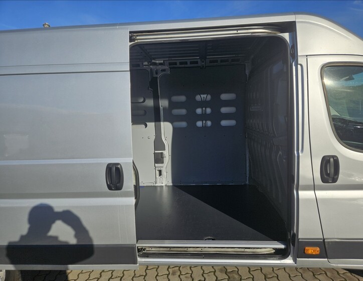 Peugeot Boxer 5