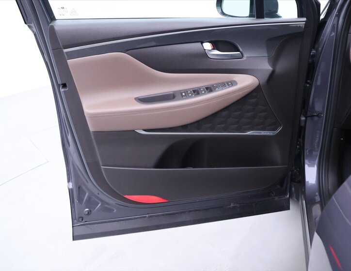 Hyundai Santa Fe SUV 2,2 l 142 kw