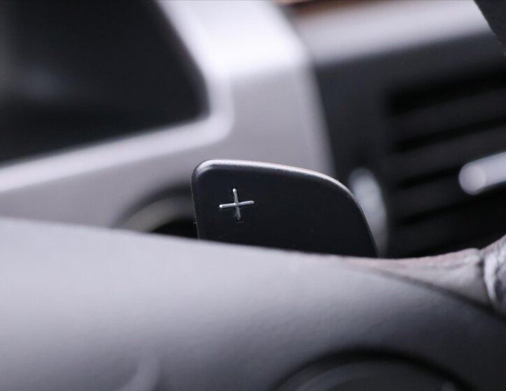 Mercedes-Benz GLK 25