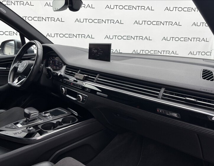 Audi Q7 SUV / Terénní 3,0 l 200 kw