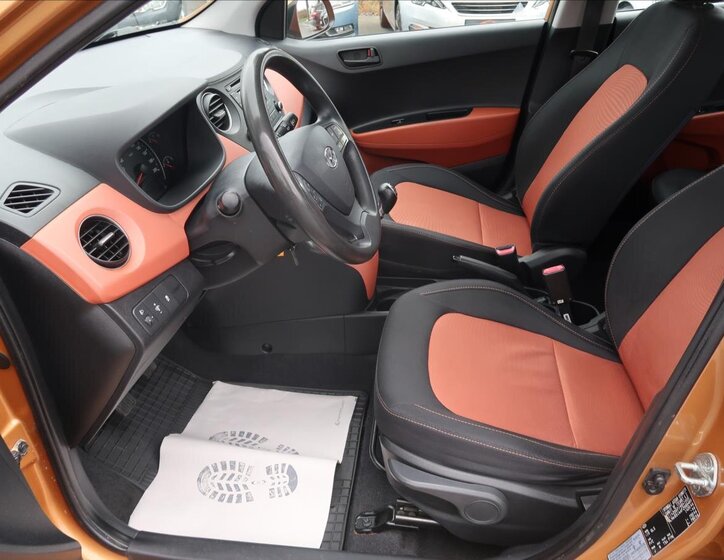 Hyundai i10 Hatchback 998,0 48 kw