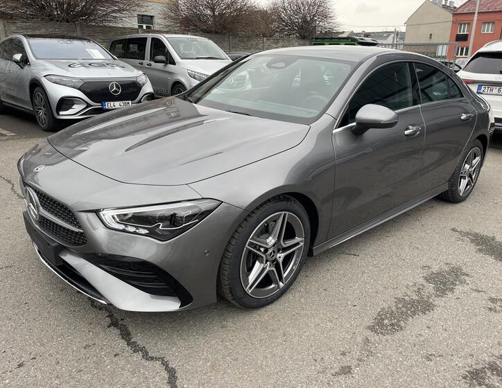 Mercedes-Benz CLA 1
