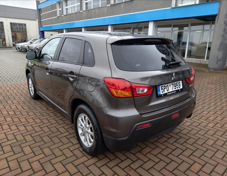 Mitsubishi ASX SUV / Terénní 1,6 l 86 kw