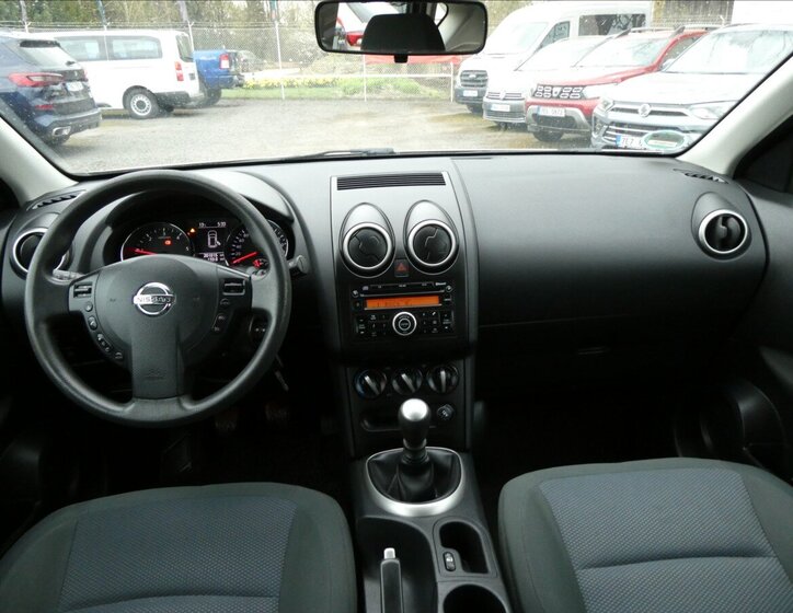 Nissan Qashqai SUV / Terénní 1,5 l 78 kw