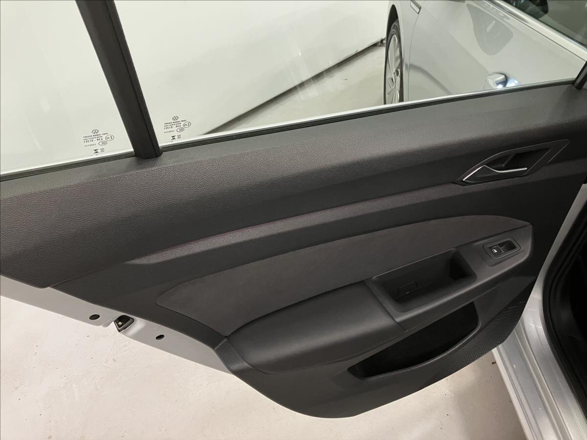 Volkswagen Golf Kombi 1,5 l 110 kw