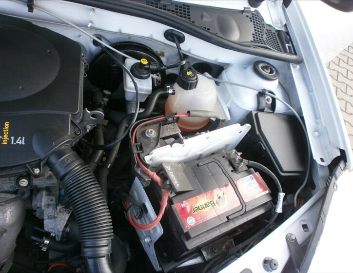 Dacia Sandero Hatchback 1,4 l 55 kw