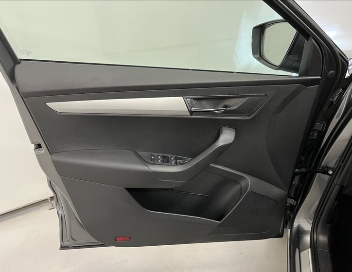 Škoda Karoq SUV 1,5 l 110 kw