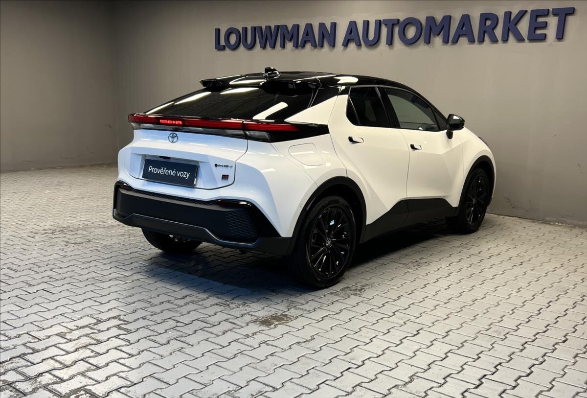 Toyota C-HR Hatchback 2,0 l 111 kw