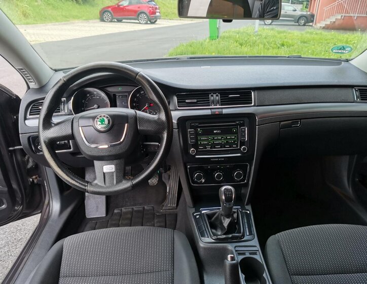 Škoda Superb Ostatní 1,8 l 118 kw