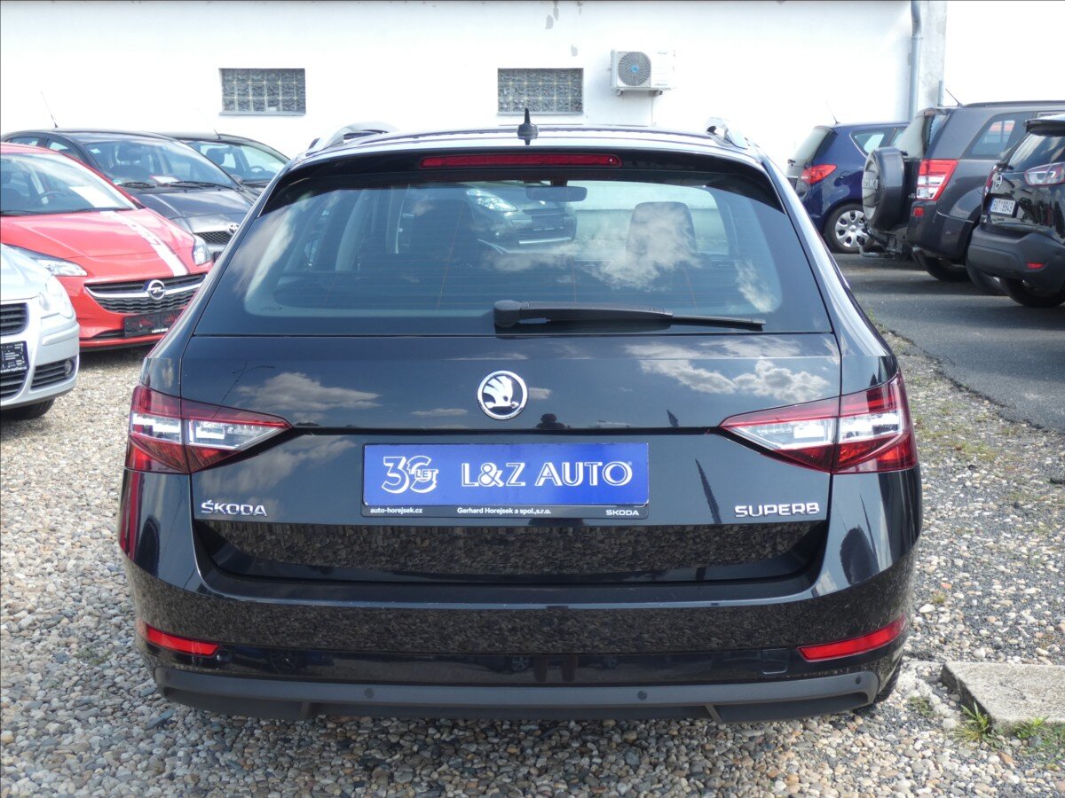 Škoda Superb Kombi 1,5 l 110 kw