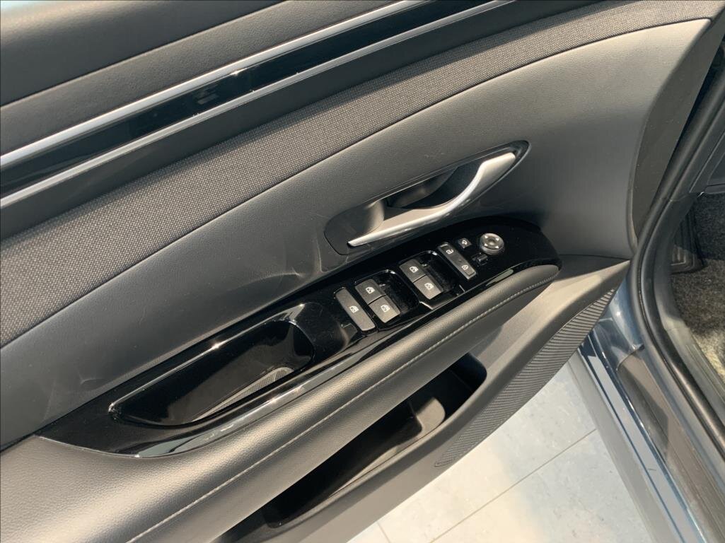 Hyundai Tucson SUV 1,6 l 110 kw