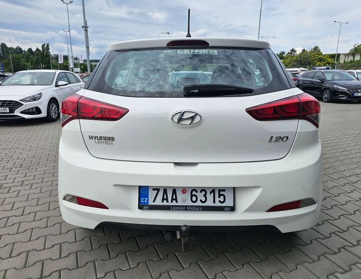 Hyundai i20 6