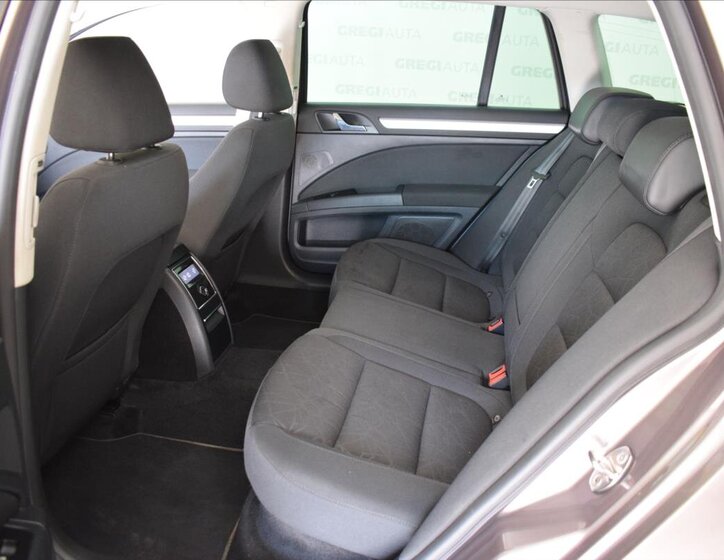 Škoda Superb Kombi 1,8 l 118 kw