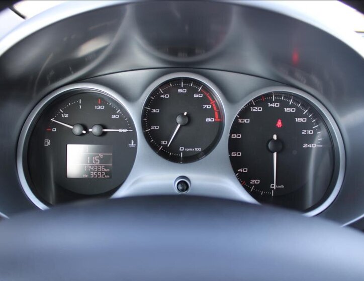 Seat Leon Hatchback 1,2 l 77 kw