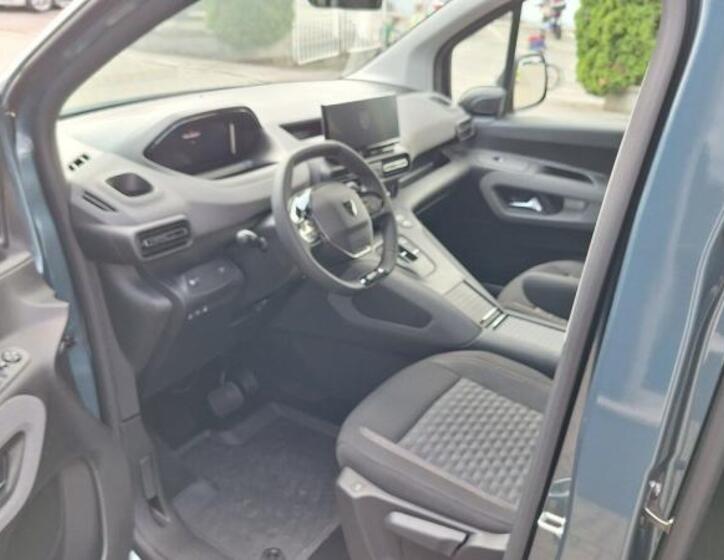 Peugeot Rifter 15