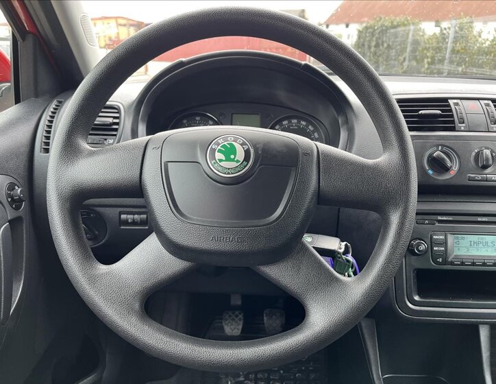 Škoda Fabia 15