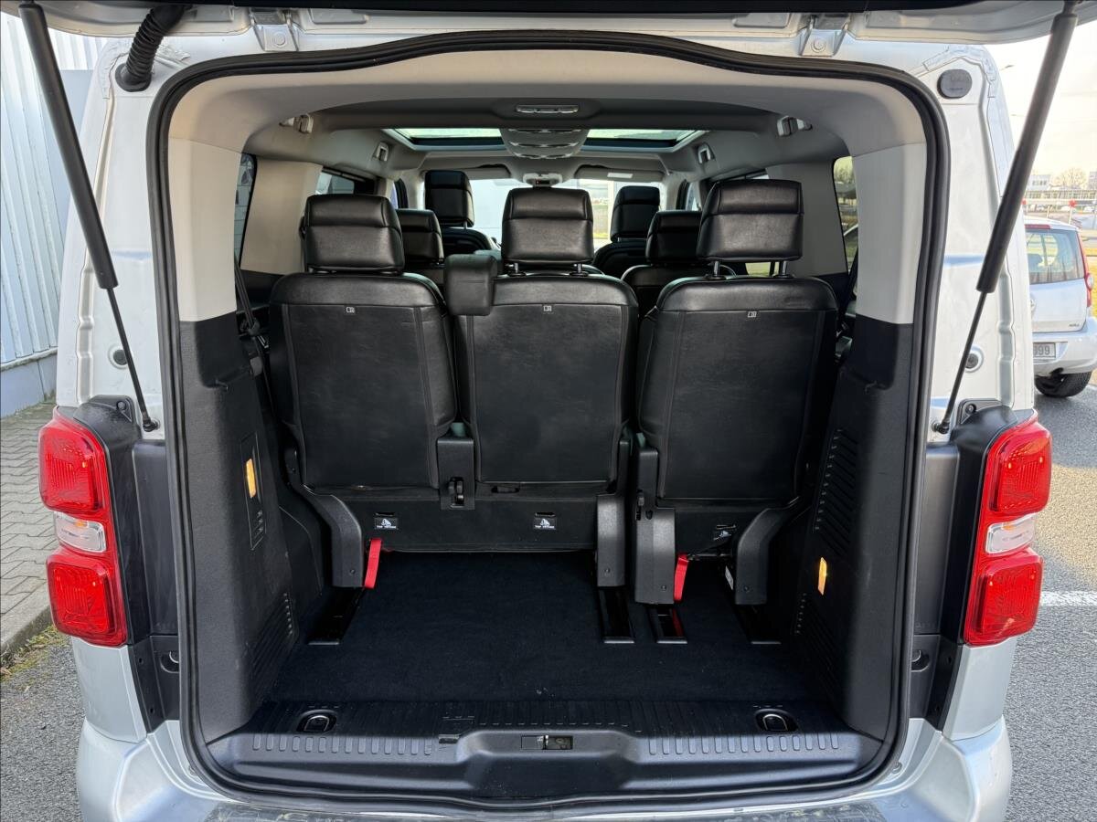 Citroën SpaceTourer MPV 2,0 l 130 kw