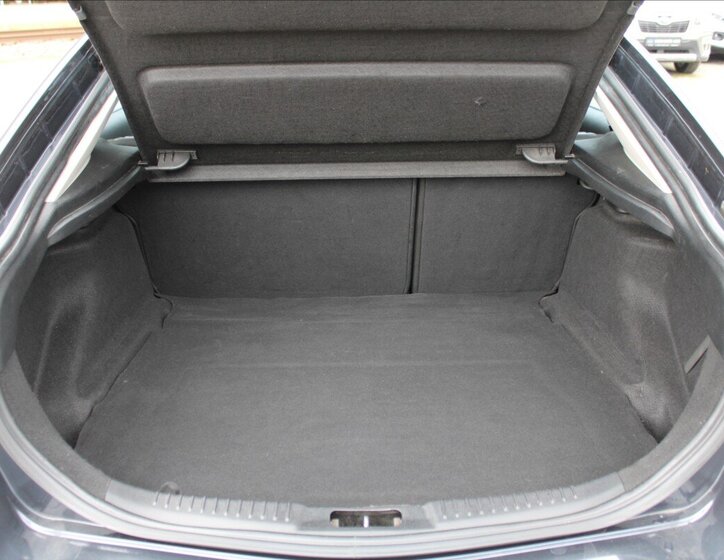 Ford Mondeo Liftback 2,0 l 103 kw