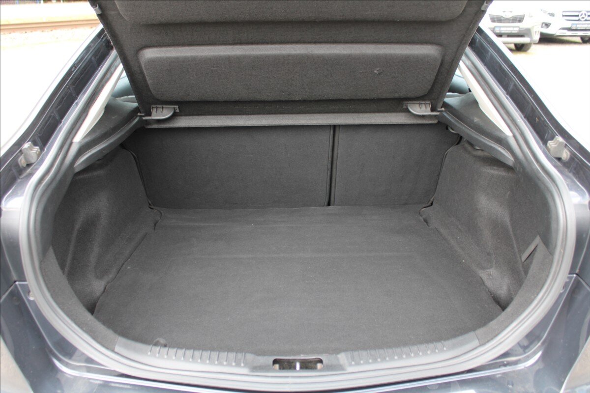 Ford Mondeo Liftback 2,0 l 103 kw