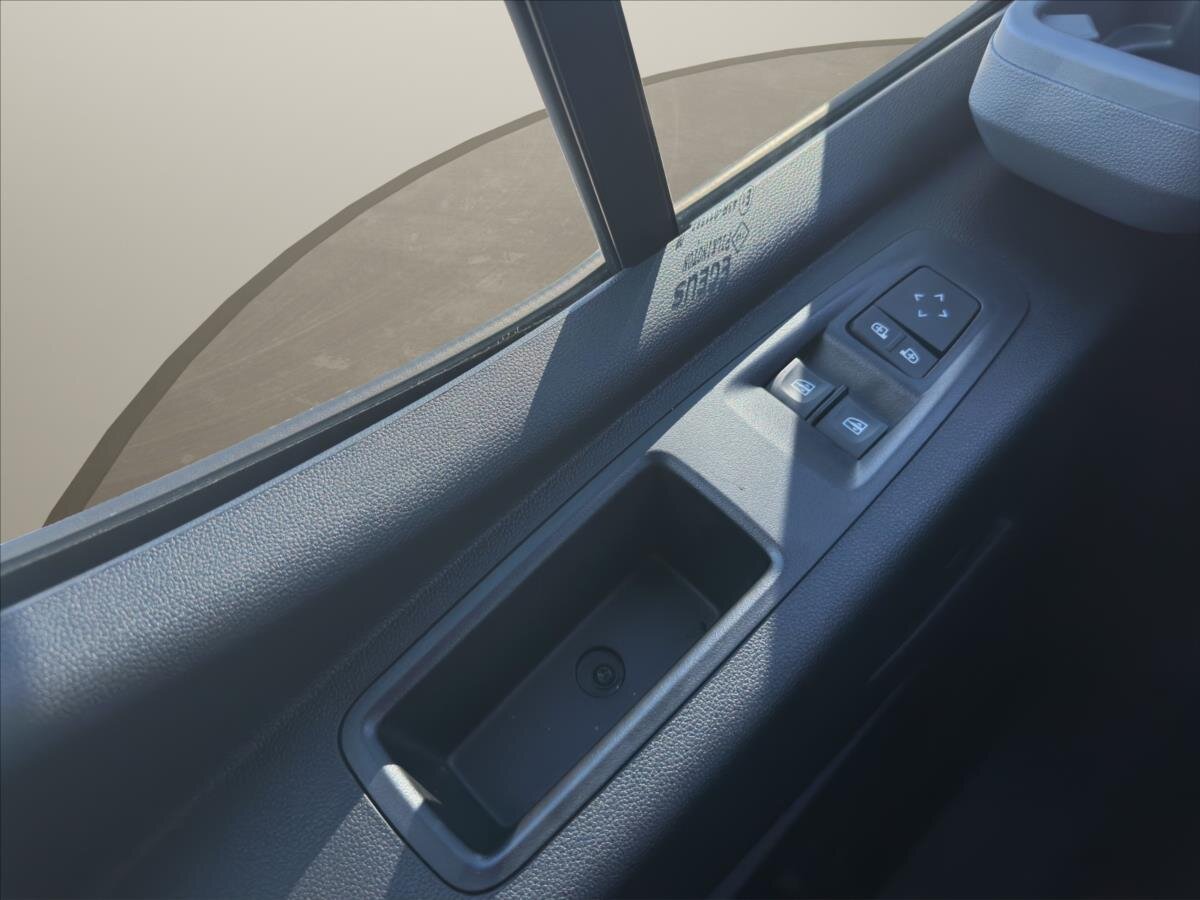 Nissan Interstar Skříň 2,0 l 110 kw